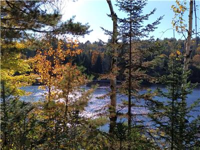 Le chalet de la riviere ouareau cottage by the river