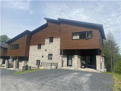 Chalet a 3min du Mont Orford!
