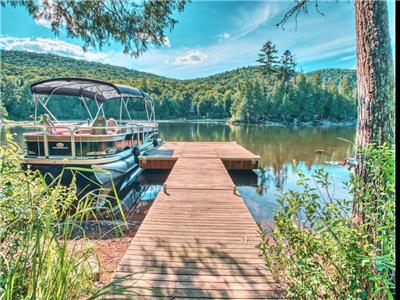 Chalet Champagn - SPA, Luxueux, Moderne, Bord de l'eau, Prs de Mont Tremblant