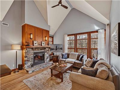 Tremblant-les-eaux B 203-3, Mont-Tremblant