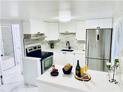 Luxury getaway FARMHOUSE,on the main street LA Principale in St-Sauveur, MAI SPECIAL 2995$ +