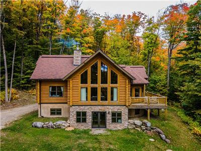 DEER LODGE Cottage - Fully Equipped 5 Bedroom Log Cabin | Lake Acces / Spa / Fireplace / Pool Table