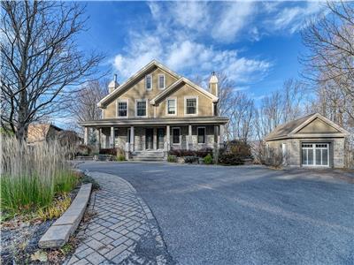 Chalet Mont-Soleil Bromont - Le bachelor