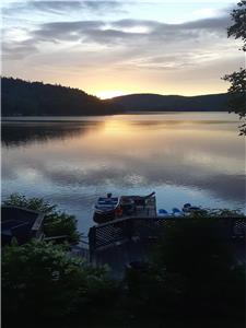 Le Cozy du lac Saint-Seb * Bord du lac St-Sebastien* Paddle board,Kayak