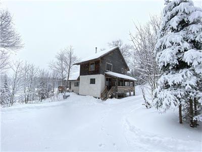 Chalet  louer lac priv