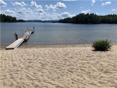 Havre du Cerf, nice private beach, beautiful view on the lake