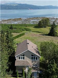 chalet maison ensoleille  la pointe Est de l'Isle-aux-coudres