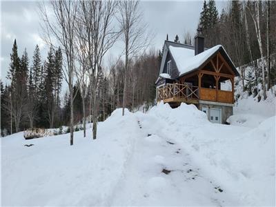 Htel  la maison - Le Rustique avec lac priv