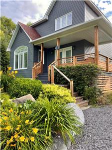 Chalet avec accs priv Lac Bromont