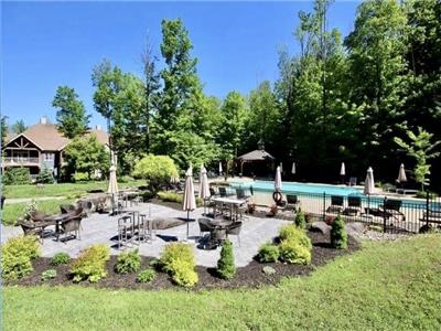 Condo ski in/ski out bromont, golf, bike in/out