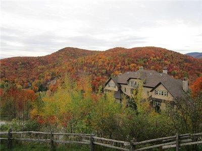 The Perfect Cozy Getaway - Stunning Views of Tremblant