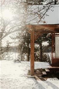 Magnificent Chalet for rent - Navigable lakeside - Furnished