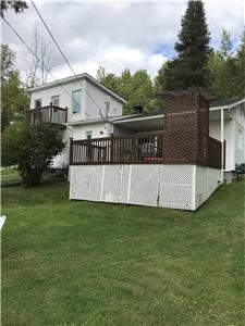 Chalet bord de l'eau avec Spa