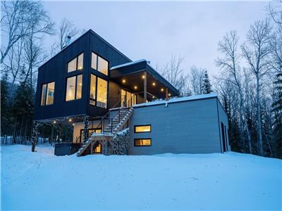 Le-LIV | Chalet  louer avec spa dans Charlevoix