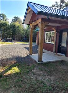 La Cache des Monts - Avec Spa - bord par la rivire du loup