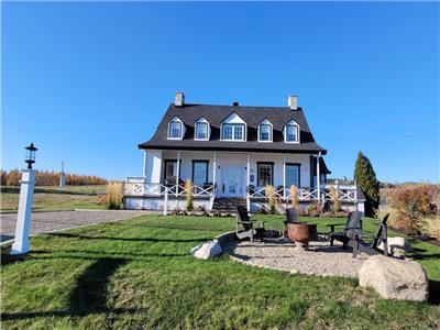 Htel  la maison - La Grand'Maison de Charlevoix, spa et fleuve