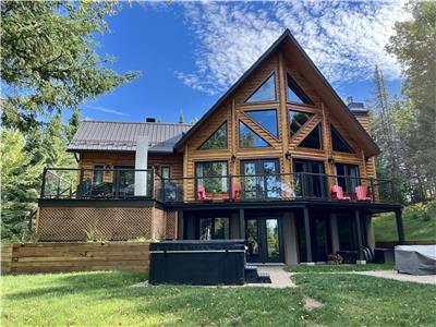 Luxueux Chalet le Boral 201 - Spa / Billard / Foyers / Bord de l'eau