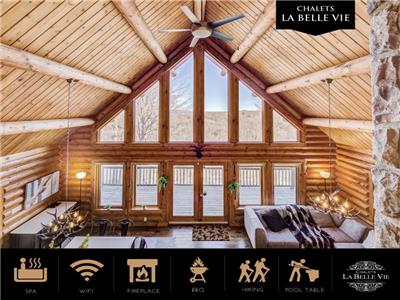 Chalet LE GRAND DUC - 5 BR Cottage w/ Hot Tub near Tremblant/Sleep 16