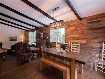 Mont-Tremblant 4 chambres Chalet style moderne rustique avec Spa - Chalet du Moulin