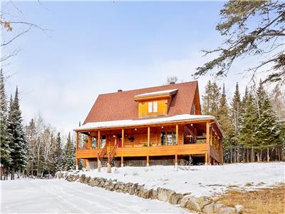 Chalet nature et confort: SPA, CINÉMA extérier, foyer, BBQ et Forêt