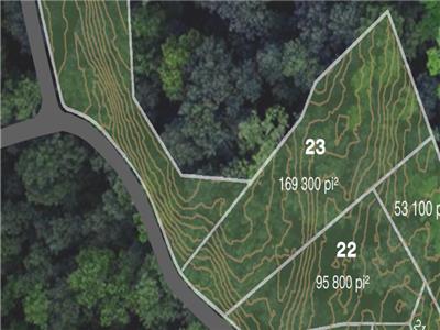 Large 4 acre lot with short term rental zoning