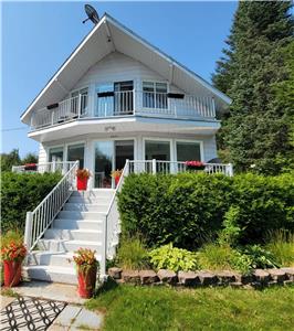 CHALET PERLA BLANCA - Reserver pour le Pque / Nature/ Relaxation/- Cascades Rawdon a 5 min.