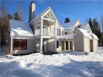 Just renovated condo (SKI ORFORD)