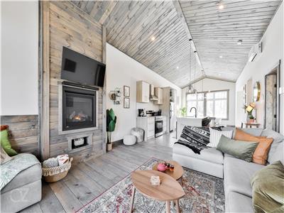 LE BOHME | Chalet bord de l'eau  louer avec spa