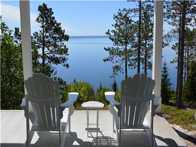 LA MAISON DU FLEUVE - DISPONIBLE POUR LA FÊTE DU TRAVAIL