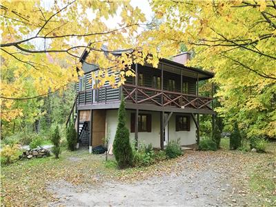 Adorable Chalet Rustique en bois Rond - 3 Chambres