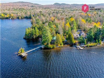 Aux Berges du Pont Suspendu / Grand Lac Brompton / Magog-Orford / Hot tub Fireplace Waterfont...