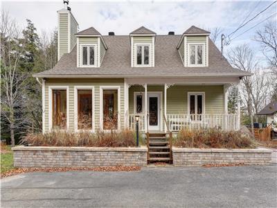 Warm and beautiful chalet with waterfront