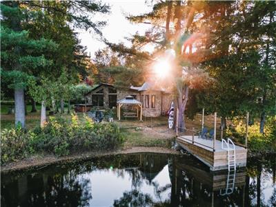 Cozy St-Cme - Waterfront with boats included