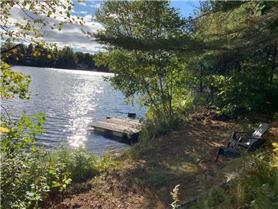 Chalet  louer au mois - bord de lac et plein air!