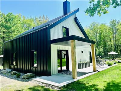 Quiet Cottage Spa and Pool