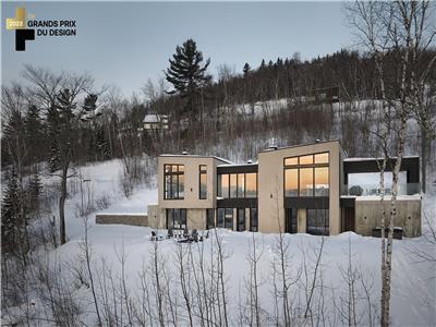 Luxury Touristic Residence | PANORAMA CHARLEVOIX: Pool, Spa, Ski & Exceptional View