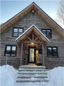 Chalet Inukshuk