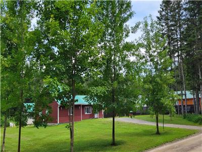 Chalet Bonaventure river