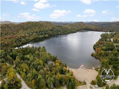 Les chalets dans le nord ( HOT TUBE - WATERFRONT - PRIVATE BEACH - KAYAK - PEDAL BOAT )