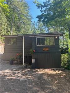 Midcentury Private Cosy Cottage on quiet lake