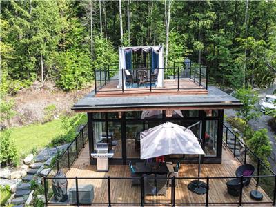 Chalet nature,bord de l'eau,chertsey, 15min de rawdon.Kayak,chaloupe,plage,ski Montcalm/val St-Cme