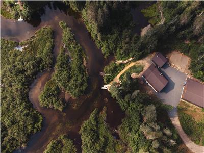 Barnhaus - Private waterfront estate