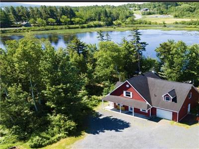 Le chalet de La Baie avec Spa et Sauna