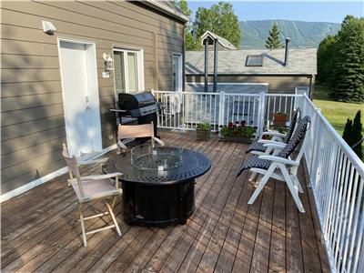 Mont Ste-Anne condo with access to a spa and heated pool
