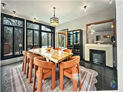 CHALET refait a neuf mont tremblant 5 minutes des pistes avec jaccuzi exterieur