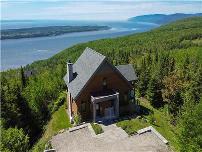 Chalet La Panoramique - Spectacular View of St-Lawrence river & SPA