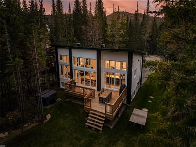 Chalet Le Scarlet-Nature-Spa-Foyer-Lac-Montagne