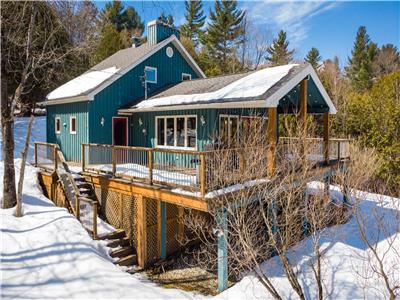 Chalet in Austin with stunning view of Lac Memphrmagog
