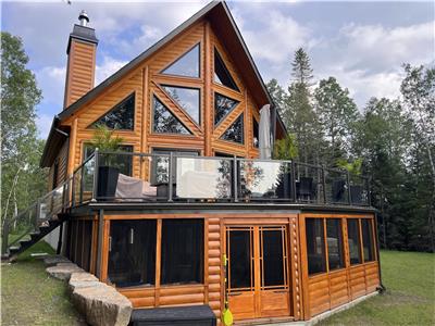 Luxueux Chalet le Boreal 131 - Spa / Billard / Foyers / Bord de l?eau priv