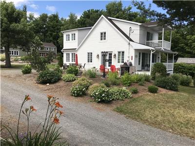 L'Allemand amazing view on the st-lawrence river, 3 bedrooms, 8 pers.